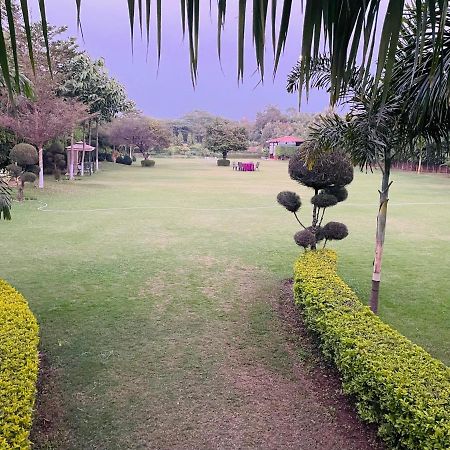 Anantam Aravali Villa Gurgaon Exterior photo