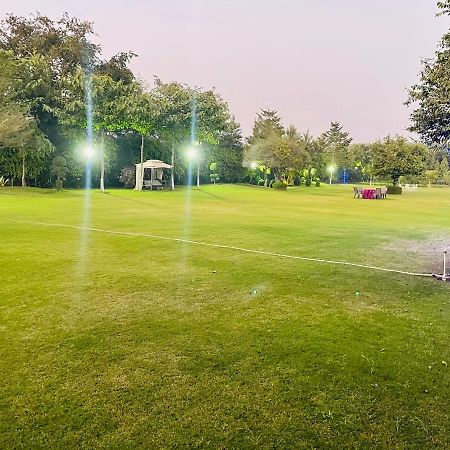 Anantam Aravali Villa Gurgaon Exterior photo