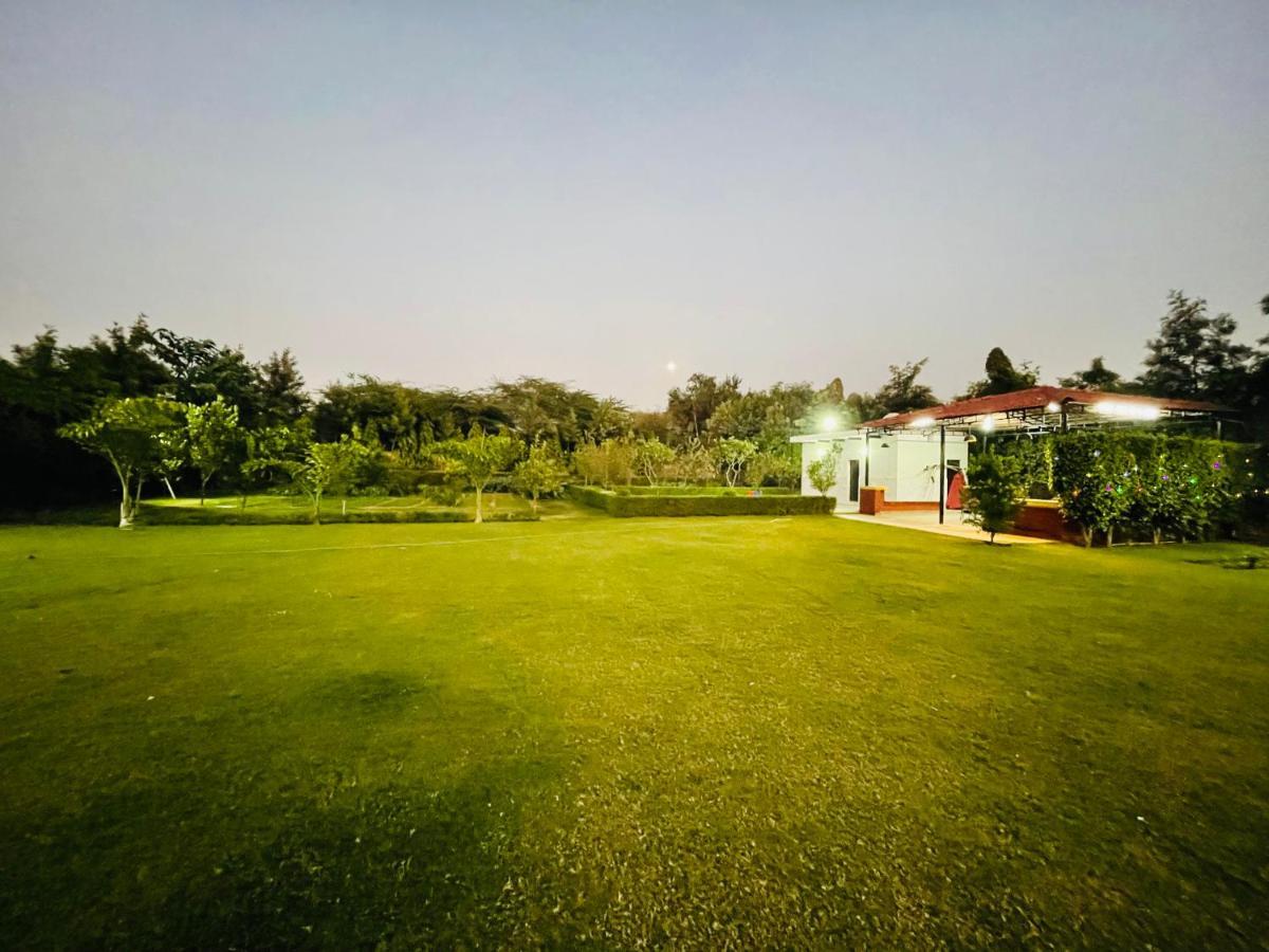 Anantam Aravali Villa Gurgaon Exterior photo