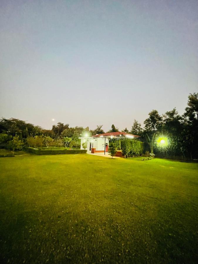 Anantam Aravali Villa Gurgaon Exterior photo