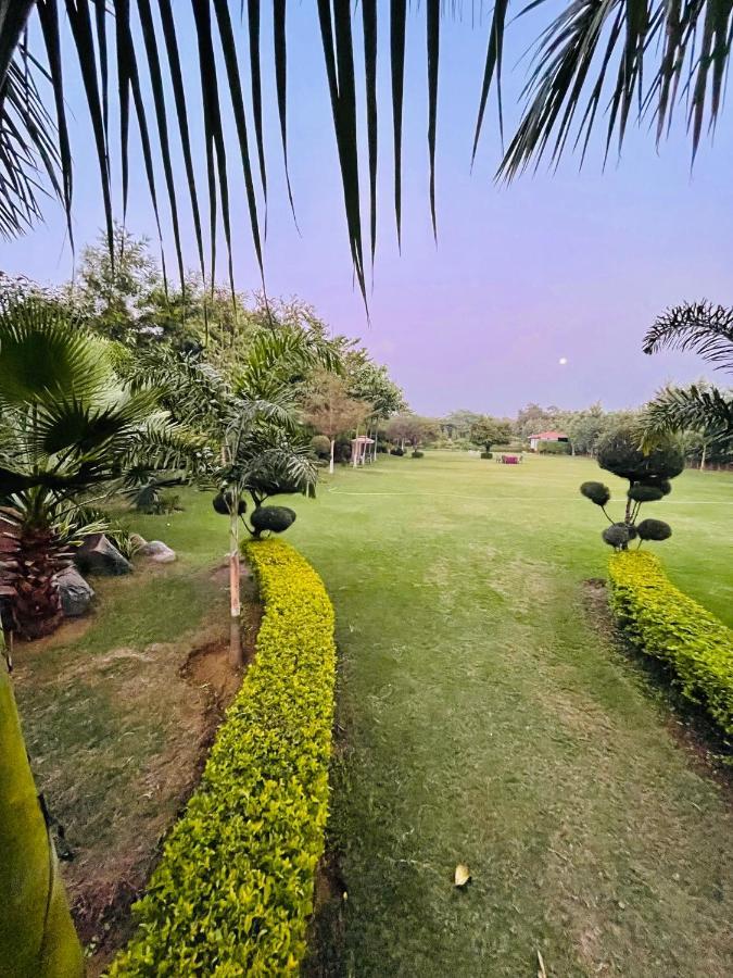 Anantam Aravali Villa Gurgaon Exterior photo